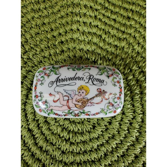 Franklin Porcelain The World’s Most Romantic Love Songs Music Box Set of 5 - Picture 6 of 11